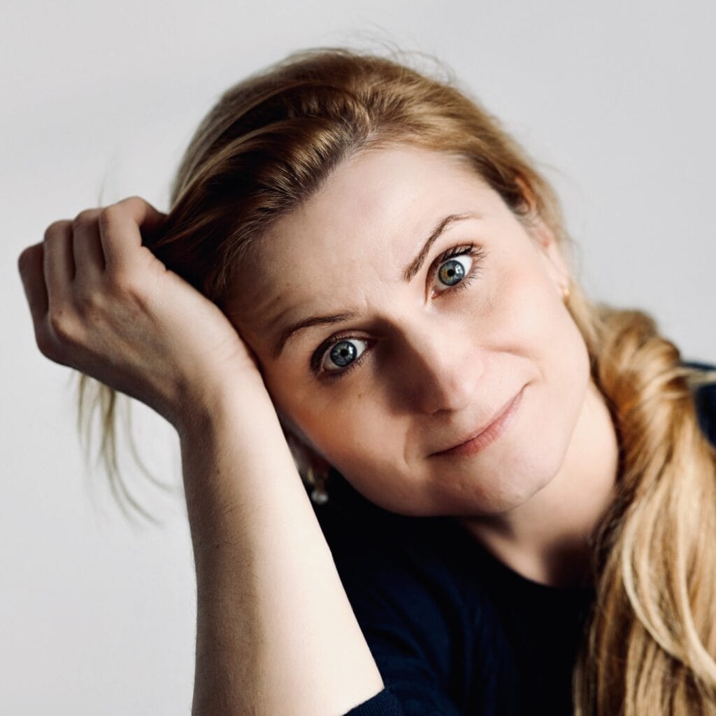 Patrycja Gienia Okła UX Designer Emerald Media