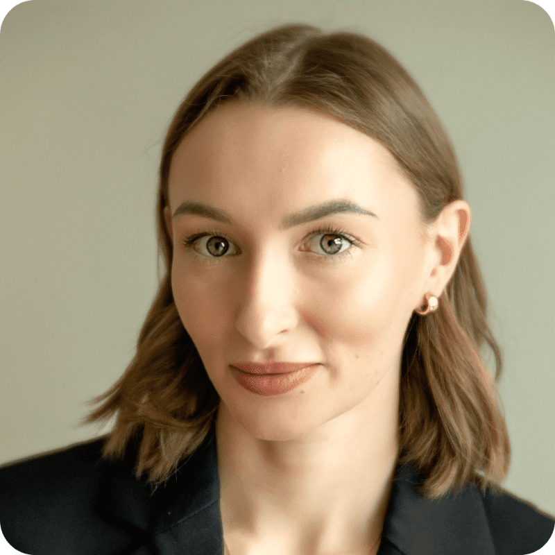 Martyna-Jasnoch-r98f003gxuvdq6lp060ypyfqhm4qpfd7lzl1fl5ni8-min